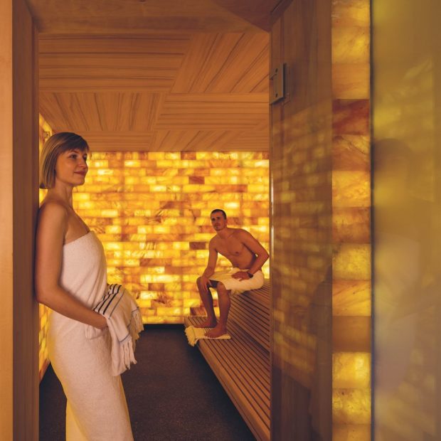 Himalayasalz Sauna Pärchen Seehotel Wilerbad